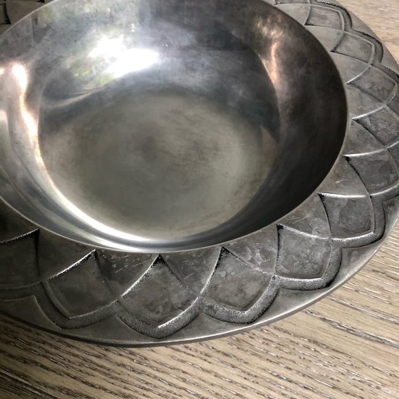 Wilton Armetale serving bowl pewter - Picture 2 of 5